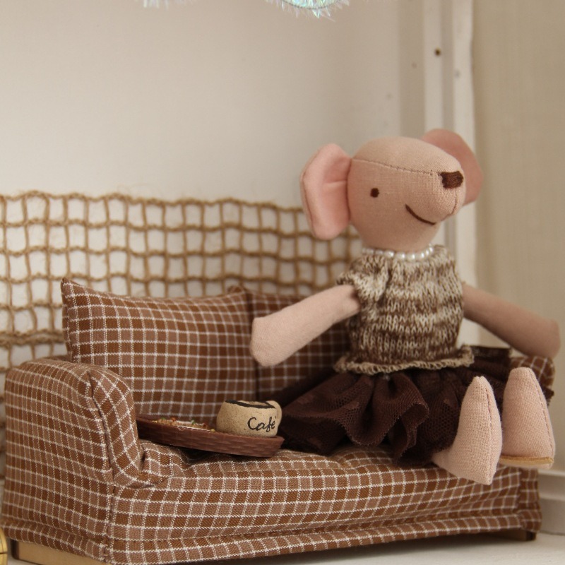 Vintage Miniature Sofa Plaid F - Model Kit Vintage recension och pris