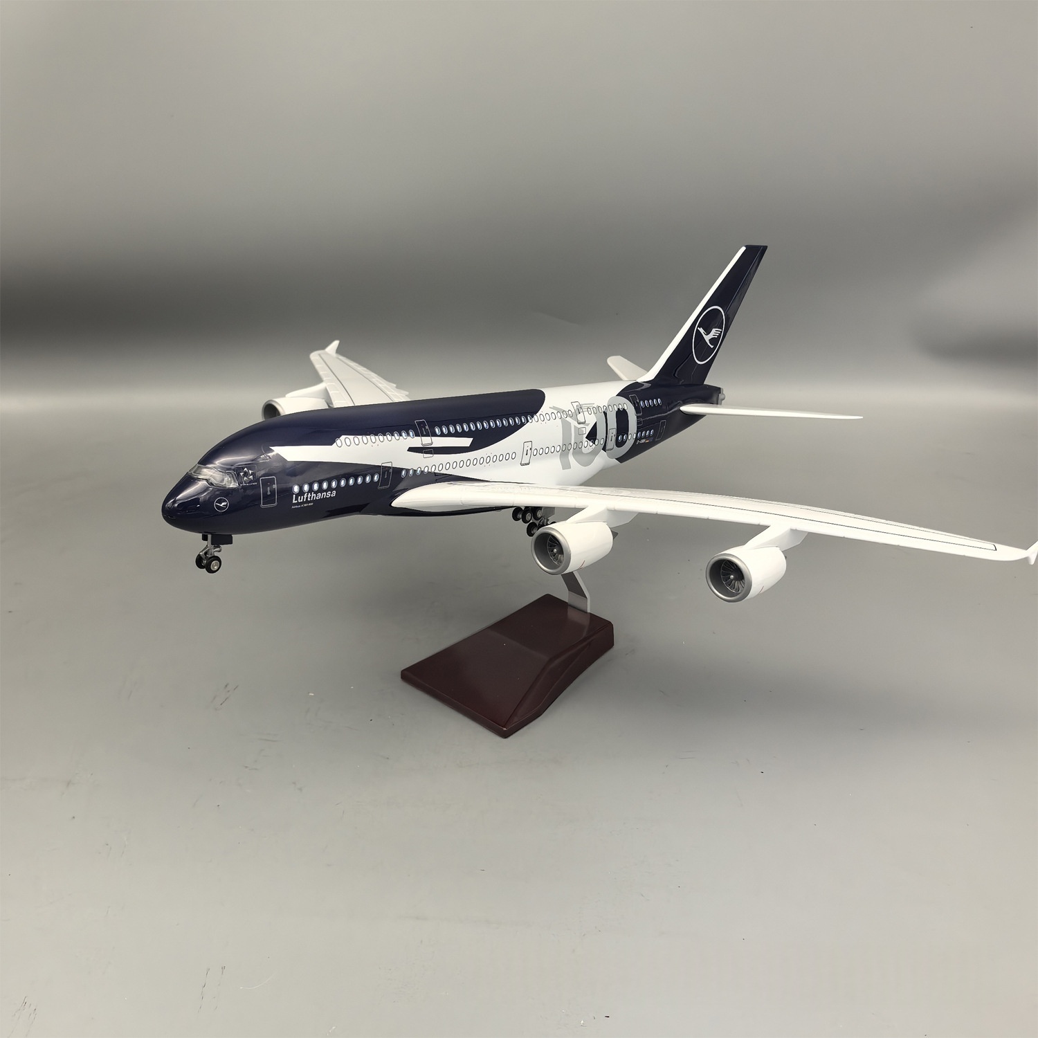 New 45cm Lufthansa A380 100 Ye - Model Kit Airplane recension och pris